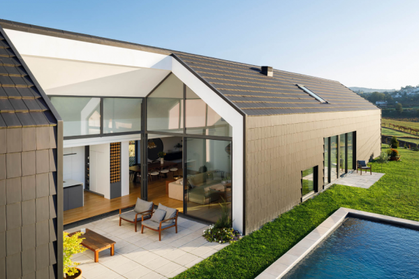 Atap Pelana dengan Sentuhan Etnik